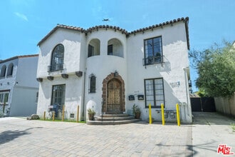 Building Photo - 6413 W 6th St