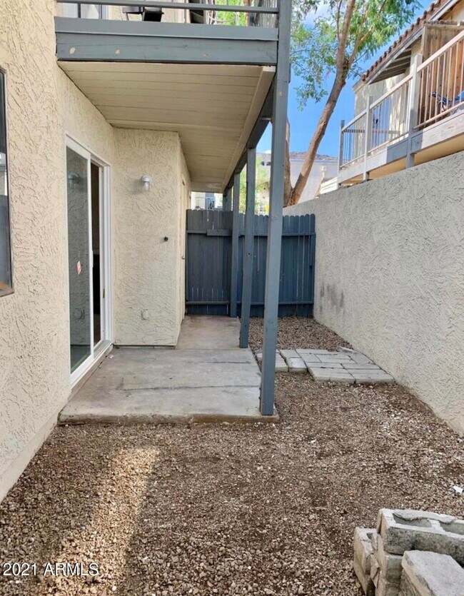 Building Photo - 10814 N 16th Ave