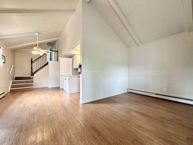 Foto del edificio - 574 Ardmore Dr