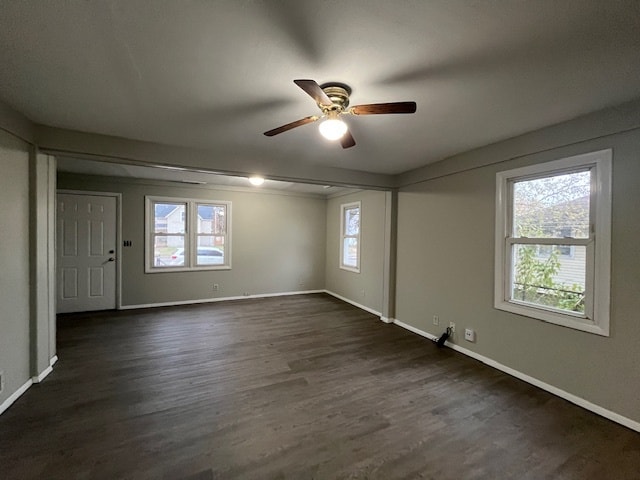 Building Photo - 608 E 4th St