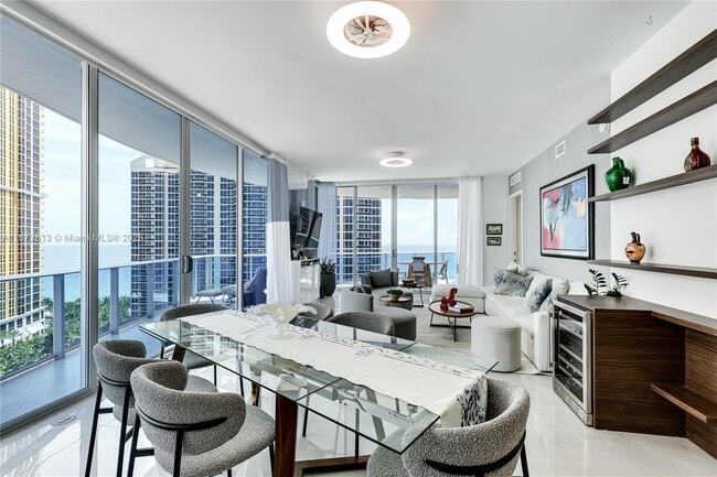 Building Photo - 17550 Collins Ave