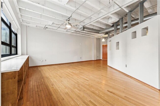 Foto del edificio - 878 Peachtree St NE