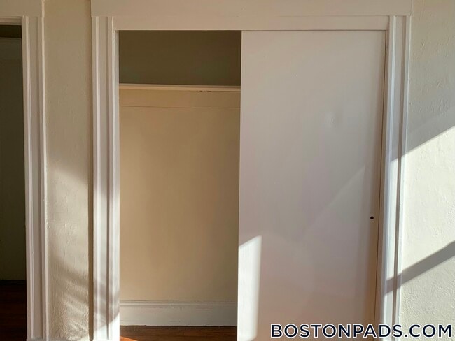 Building Photo - 1171 Boylston St