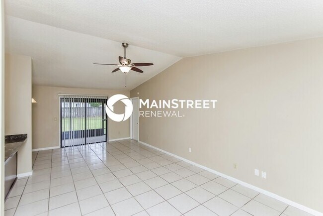 Foto del edificio - 3 Bedroom Pet-Friendly Home in PALM BAY, FL with Main Street Renewal