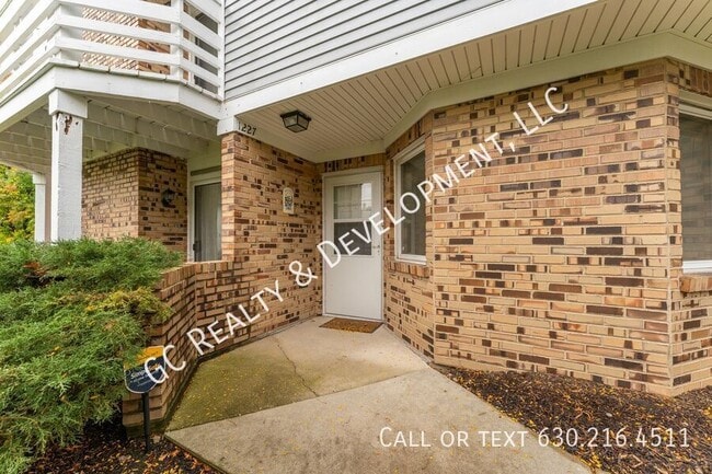 Foto del edificio - 1227 Ranchview Ct
