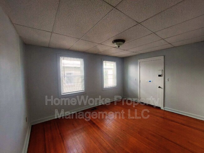 Building Photo - 3404 Alto Rd