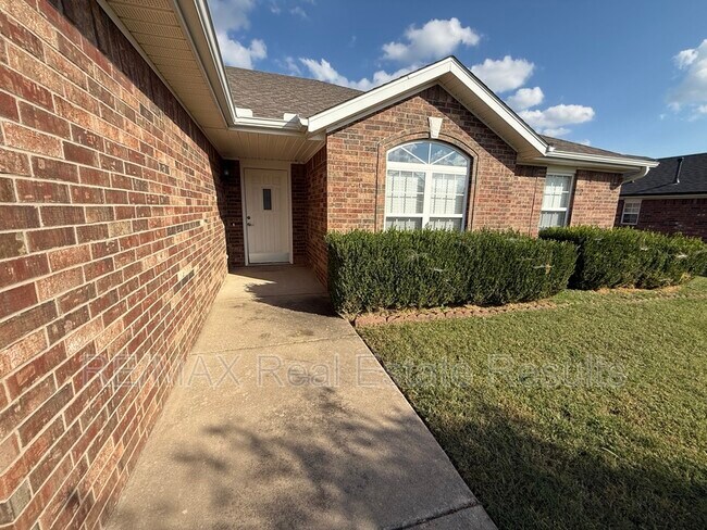 Foto del edificio - 420 Spicewood Trail