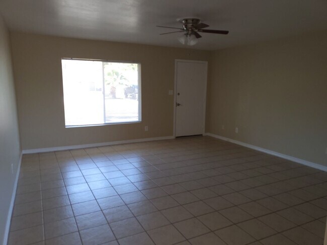 Foto del edificio - COMING SOON....EXCELLENT HOME WITH MOUNTAIN VIEWS!