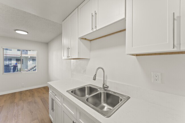 Foto del edificio - 3205 W 60th St