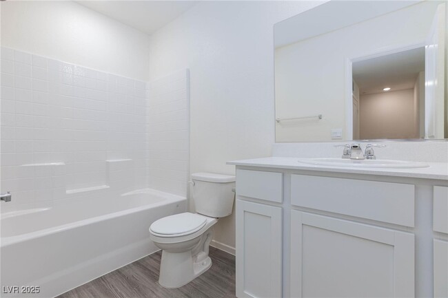 Building Photo - 6085 Lily Garden St