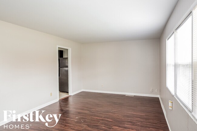 Building Photo - 4953 W 34th St