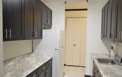Foto del edificio - 7855 JFK Blvd E