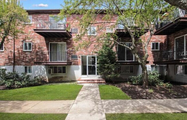 Building Photo - 42 Westgate Rd