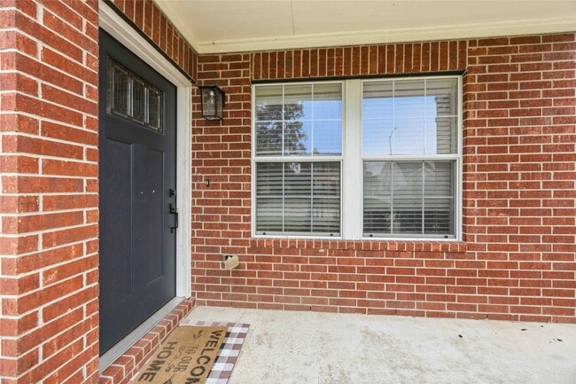 Building Photo - 422 Laurel Pine Dr