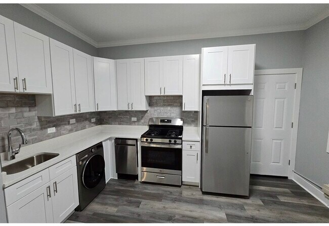 Foto del edificio - 923 W Waveland Ave