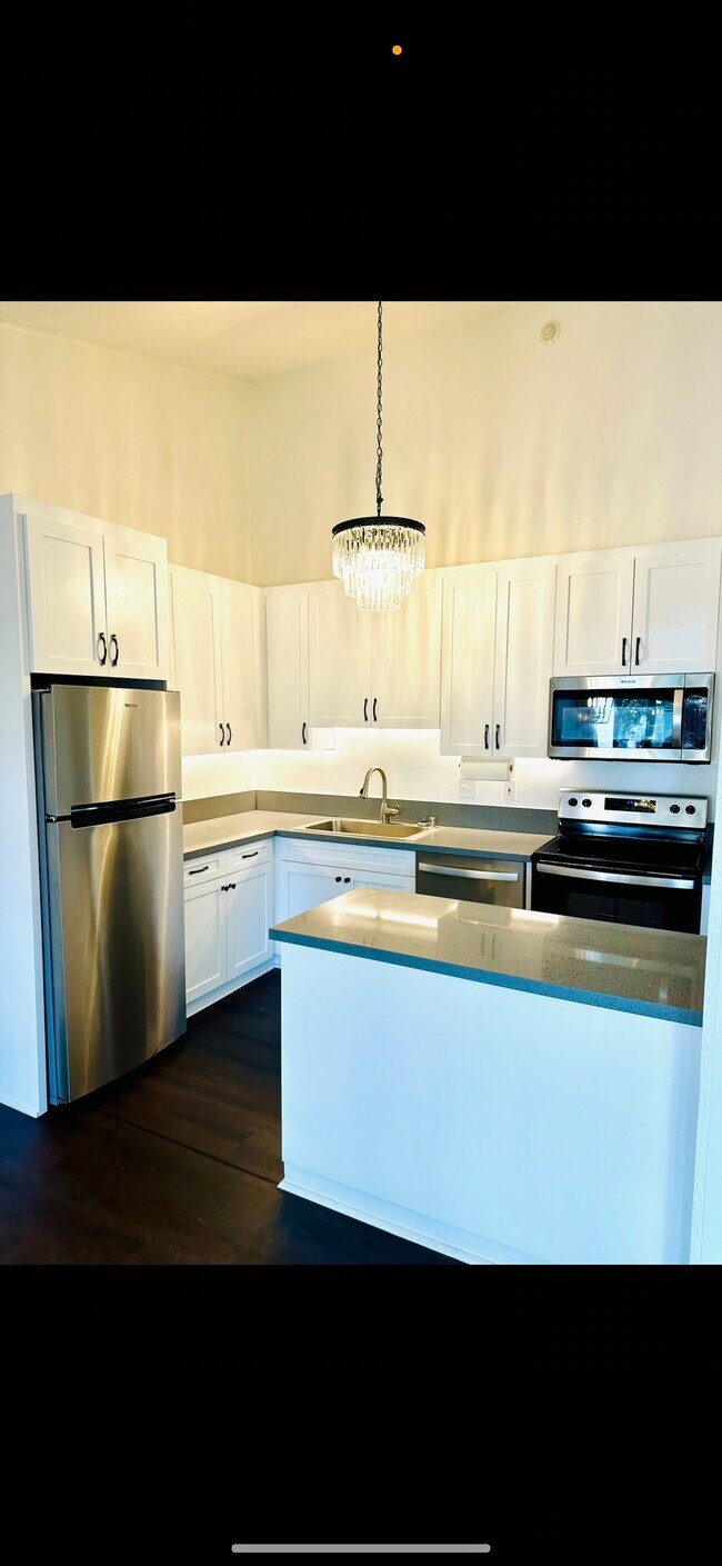 Foto del edificio - 830 Camino Real