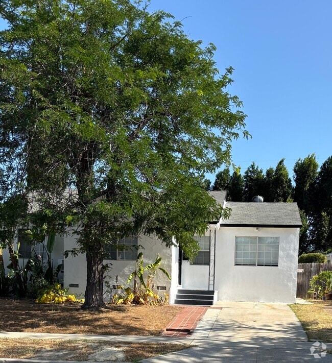 Building Photo - 17440 Tiara St
