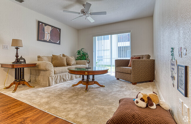 Interior Photo - Harvard Apartments