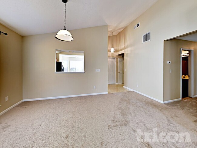 Building Photo - 1118 Yorkdale Dr