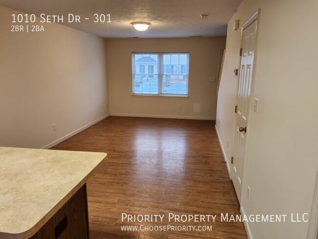 Building Photo - 1010 Seth Dr