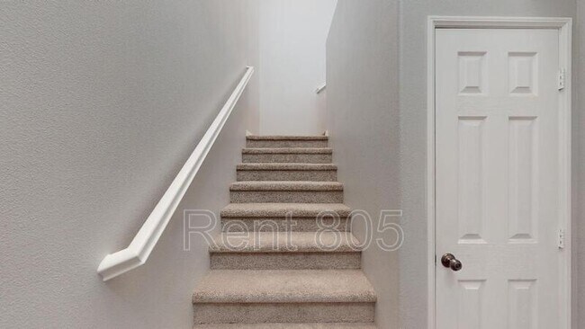 Foto del edificio - 3243 Lisbon Ln