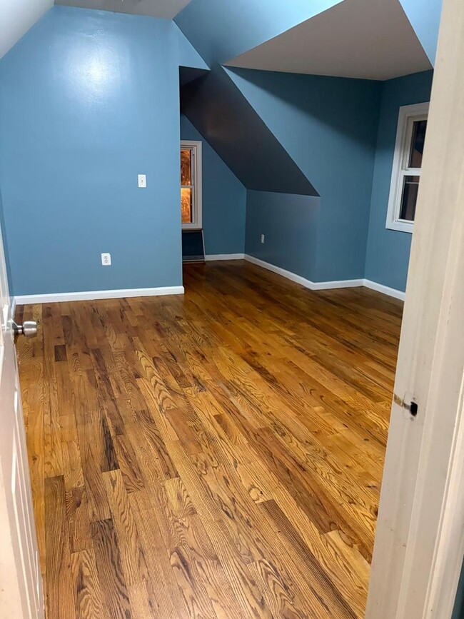 Building Photo - 42 Fabyan Pl