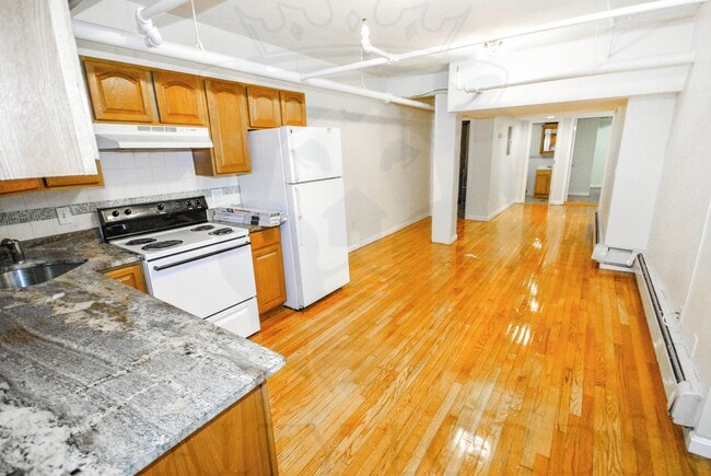 Building Photo - 621 Huntington Ave