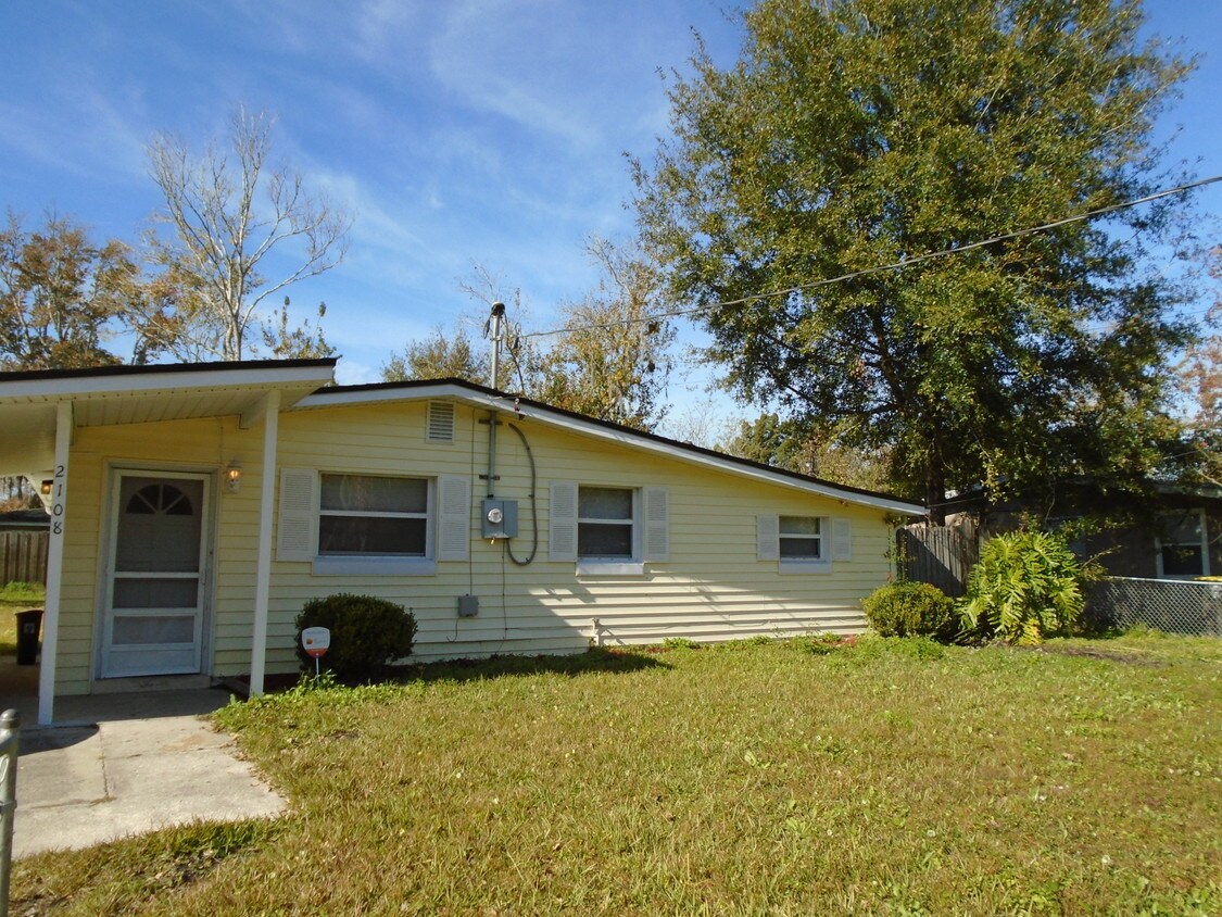 2108 Burpee Dr, Jacksonville, FL 32210 House for Rent in Jacksonville
