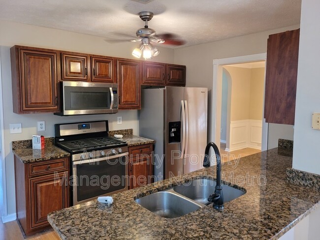 Building Photo - 1115 Crabapple Lk Cir