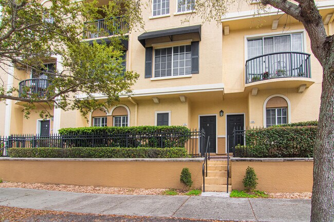 Foto del edificio - 126 S Obrien St