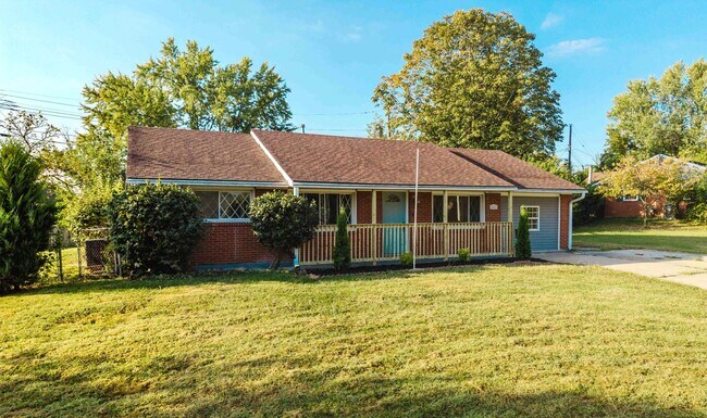 Building Photo - Completely Renovated House in the Holiday Hills Subdivision   251125