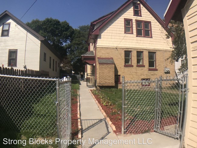 Building Photo - 2734 N 50th St