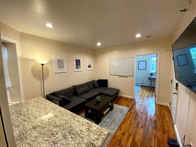 Photo - 59 St Pauls Ave Apartment