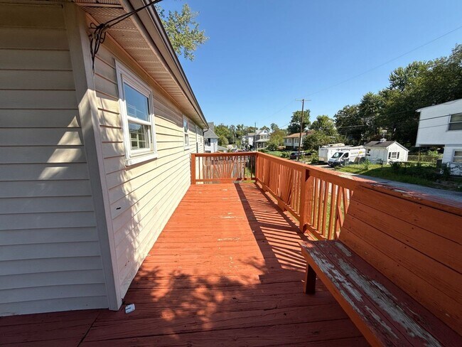 Foto del edificio - Beautiful Three-Bedroom Home In Baltimore