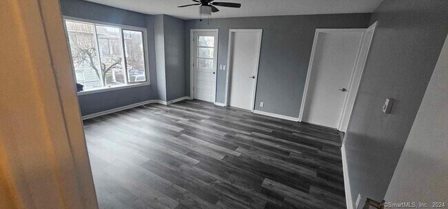 Foto del edificio - 99 Oak St