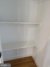 Building Photo - 119 Victor St NE