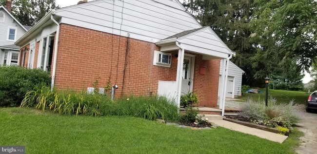 Building Photo - 42 E Jarrettsville Rd