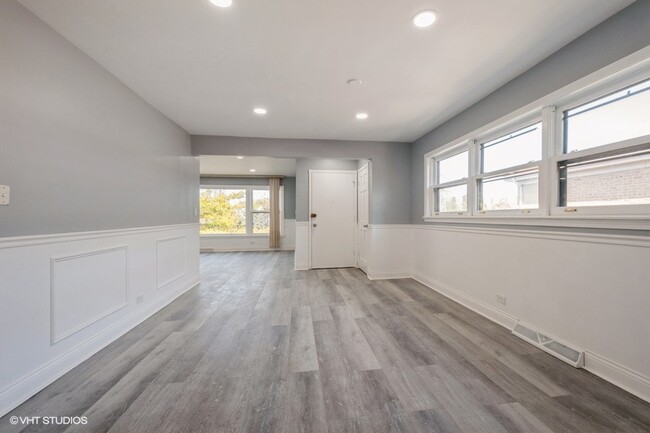 Foto del edificio - 3317 W Pratt Ave