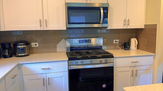 Building Photo - 1029 Binney Dr