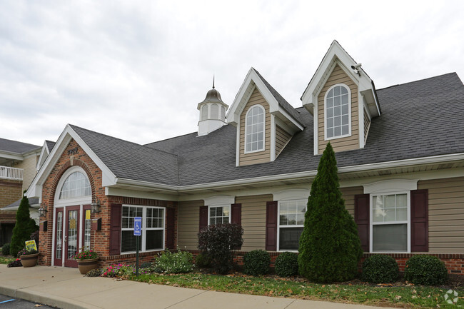 Building Photo - Gleneagles Apartments