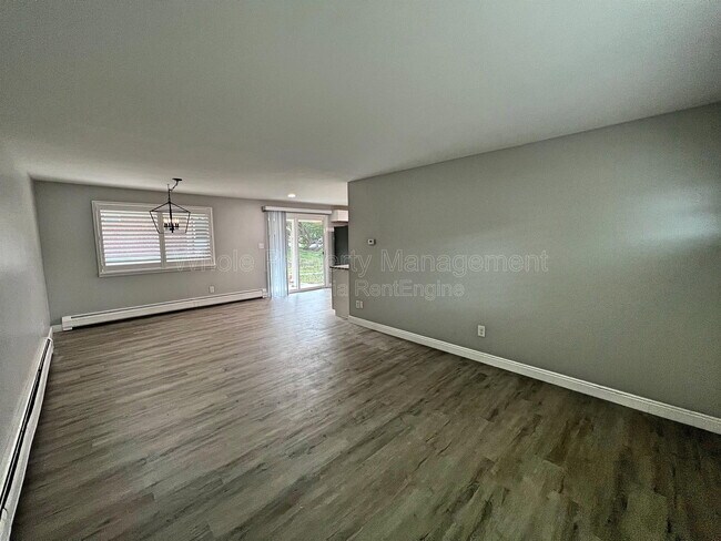 Foto del edificio - 2995 Kendall St