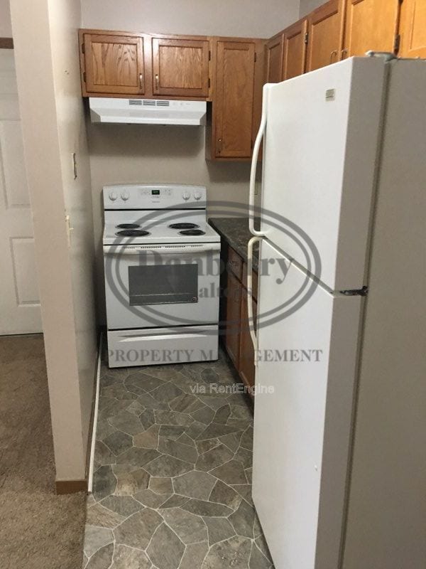 Building Photo - 319 Frazer St