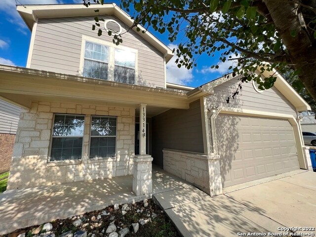 Building Photo - 13314 Hampton Dale