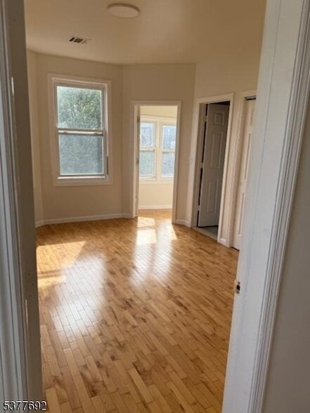 Foto principal - 609-611 S 19th Street Unit 2