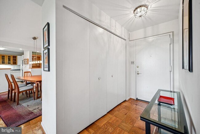 Foto del edificio - 4620 N Park Ave