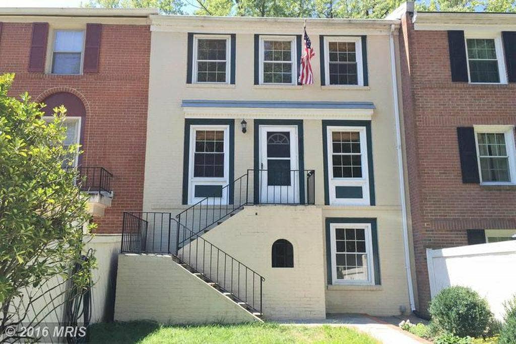 Photo - 8180 Fernlake Ct (Alexandria, VA)