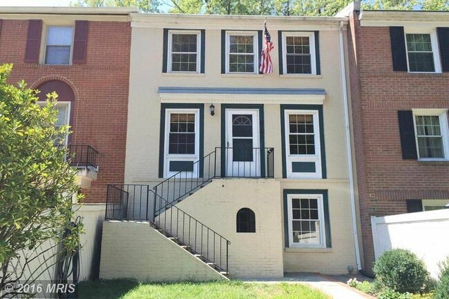 Photo - 8180 Fernlake Ct Townhome