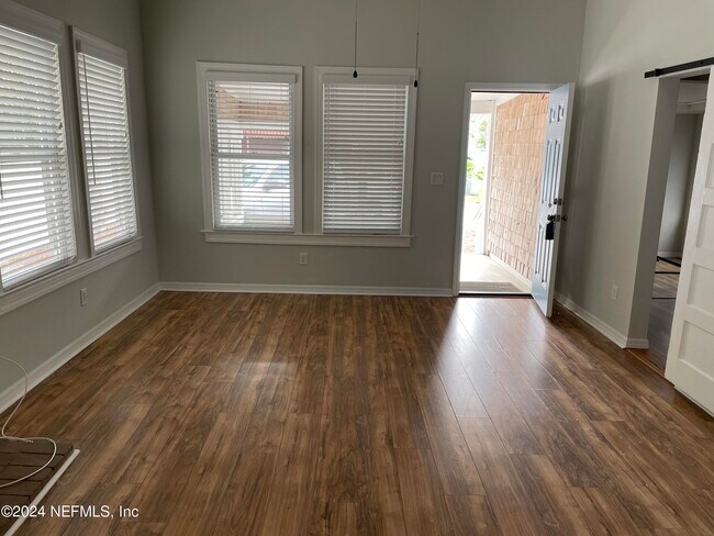 Foto del edificio - 2114 2nd St S