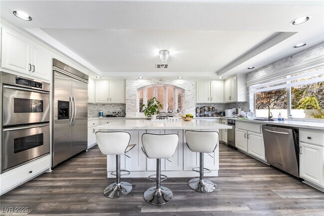 Foto del edificio - 11140 Kilkerran Ct