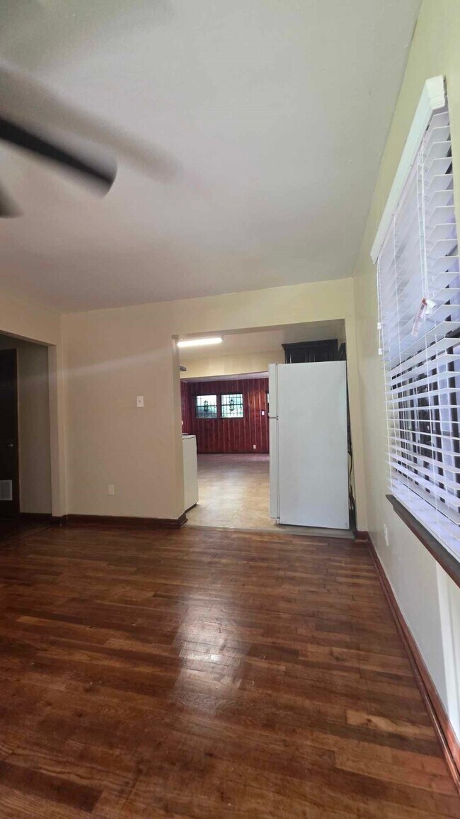 Foto del edificio - 4532 Briscoe St